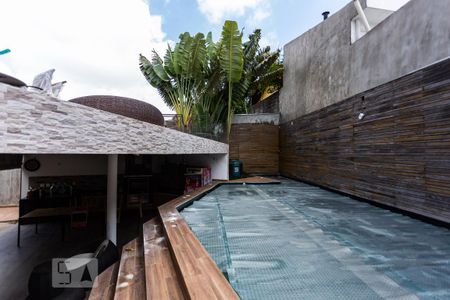 Casa à venda com 450m², 5 quartos e 4 vagasPiscina