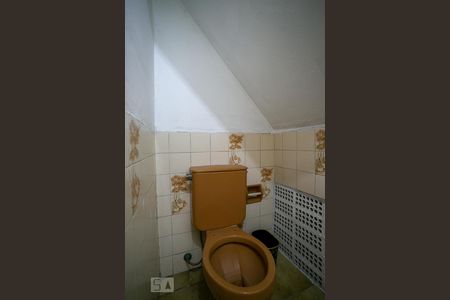 Lavabo de casa para alugar com 4 quartos, 300m² em Freguesia do Ó, São Paulo