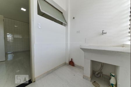 Apartamento para alugar com 59m², 2 quartos e sem vaga Apartamento para alugar com 59m², 2 quartos e sem vagaLavanderia