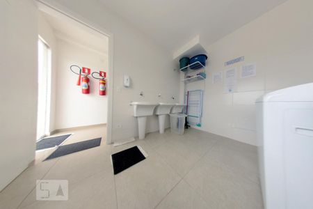 Studio para alugar com 32m², 1 quarto e sem vaga Studio para alugar com 32m², 1 quarto e sem vagaLavanderia