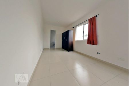 Dormitório de kitnet/studio para alugar com 1 quarto, 32m² em Água Verde, Curitiba