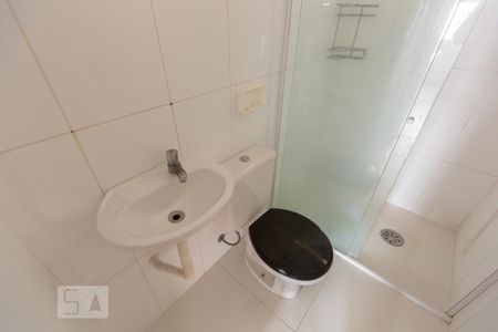 Banheiro de apartamento para alugar com 1 quarto, 34m² em Vila Buarque, São Paulo