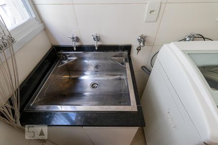 Apartamento à venda com 143m², 3 quartos e 1 vagaÁrea de serviço