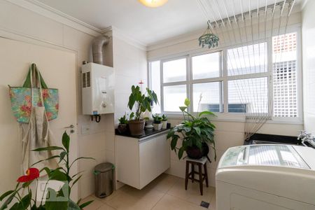 Apartamento à venda com 143m², 3 quartos e 1 vagaÁrea de serviço