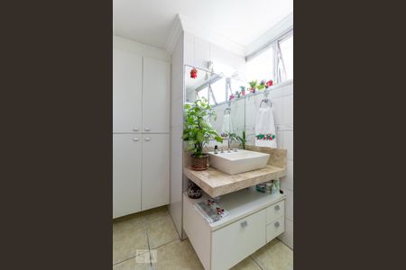Apartamento à venda com 143m², 3 quartos e 1 vagaBanheiro da suíte