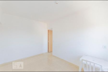 Quarto de casa para alugar com 2 quartos, 80m² em Vila Brasil, São Paulo