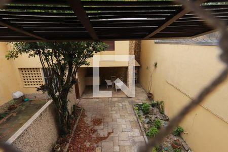 Casa para alugar com 288m², 3 quartos e 4 vagas Casa para alugar com 288m², 3 quartos e 4 vagasVista