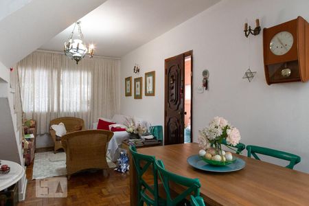 Sala de casa à venda com 3 quartos, 210m² em Vila Ipojuca, São Paulo