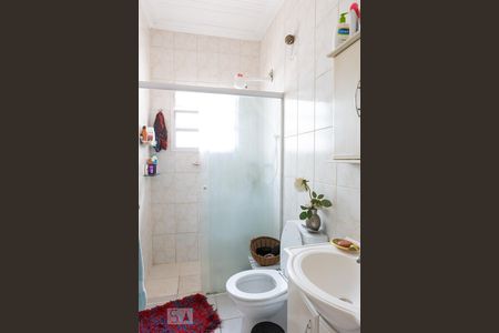 Casa à venda com 210m², 3 quartos e 2 vagas Casa à venda com 210m², 3 quartos e 2 vagasBanheiro Social Piso Inferior