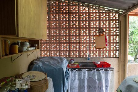 Casa à venda com 210m², 3 quartos e 2 vagas Casa à venda com 210m², 3 quartos e 2 vagasLavanderia