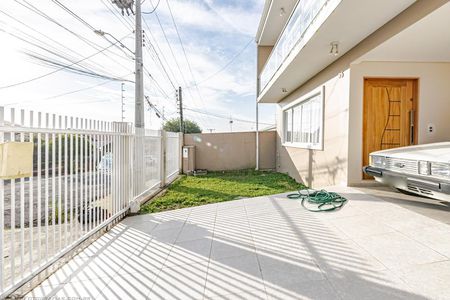 Casa para alugar com 300m², 3 quartos e 3 vagas5 Garagens