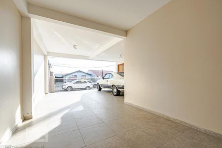 Casa para alugar com 300m², 3 quartos e 3 vagas5 Garagens