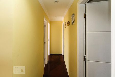 Corredor de apartamento à venda com 3 quartos, 90m² em Vila Gomes Cardim, São Paulo