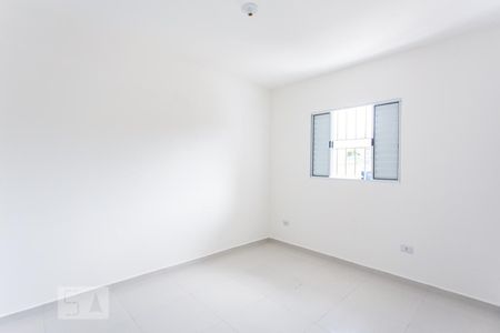 Quarto de apartamento para alugar com 1 quarto, 30m² em Jardim Roberto, Osasco