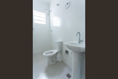 Banheiro de apartamento para alugar com 1 quarto, 36m² em Jardim Roberto, Osasco