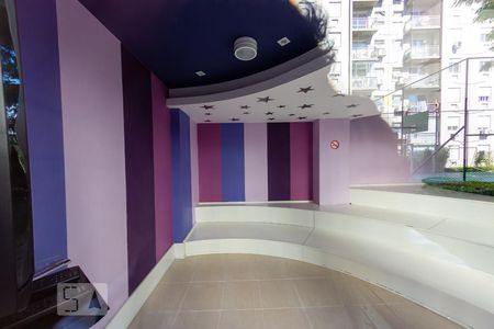 Apartamento à venda com 77m², 2 quartos e 2 vagasÁrea comum