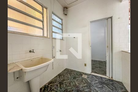 Apartamento à venda com 150m², 3 quartos e 1 vagaÁrea de Serviço