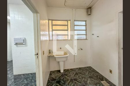 Apartamento à venda com 150m², 3 quartos e 1 vagaÁrea de Serviço