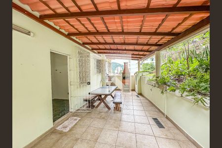 Apartamento à venda com 150m², 3 quartos e 1 vagaÁrea comum