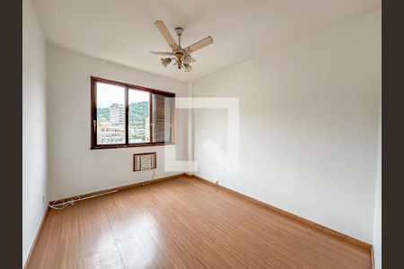Apartamento à venda com 150m², 3 quartos e 1 vagaQuarto 2