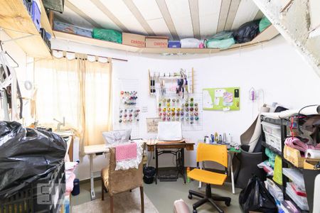 Casa à venda com 150m², 3 quartos e 2 vagas Casa à venda com 150m², 3 quartos e 2 vagasEdícula