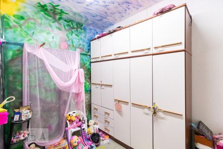 Casa à venda com 150m², 3 quartos e 2 vagas Casa à venda com 150m², 3 quartos e 2 vagasQuarto de Serviço