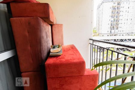 Sacada de apartamento à venda com 3 quartos, 63m² em Jardim Celeste, São Paulo