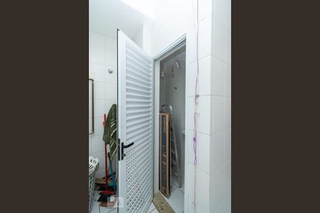 Apartamento para alugar com 138m², 3 quartos e 2 vagasBANHEIRO DE SERVIÇO