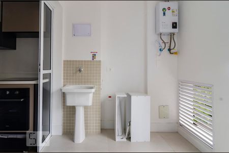Apartamento à venda com 58m², 2 quartos e 1 vaga Apartamento à venda com 58m², 2 quartos e 1 vagaÁrea de serviço