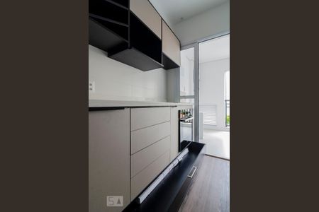 Apartamento à venda com 58m², 2 quartos e 1 vaga Apartamento à venda com 58m², 2 quartos e 1 vagaCozinha - Armários