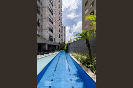 Apartamento à venda com 58m², 2 quartos e 1 vaga Apartamento à venda com 58m², 2 quartos e 1 vagaPiscina