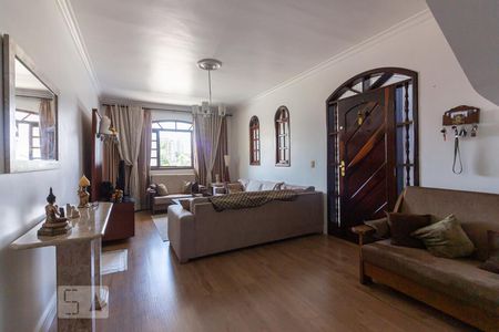 Sala de casa para alugar com 4 quartos, 225m² em Bela Vista, Osasco