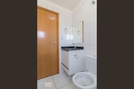 Banheiro da Suíte de apartamento para alugar com 3 quartos, 81m² em Vila Pires, Santo André