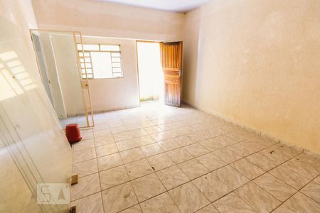 Casa à venda com 220m², 3 quartos e sem vagaSala