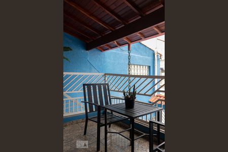 Varanda - Sala de casa à venda com 3 quartos, 200m² em Vila Curuca, Santo André