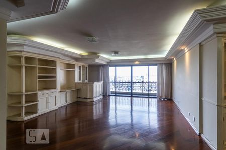 Apartamento à venda com 257m², 4 quartos e 3 vagasSala
