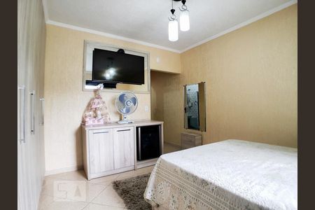 Quarto 1 de casa à venda com 2 quartos, 240m² em Itaquera, São Paulo