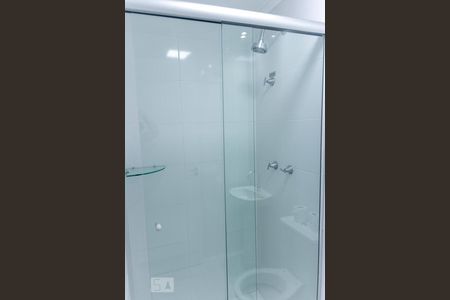 Banheiro de apartamento para alugar com 2 quartos, 44m² em Campanário, Diadema