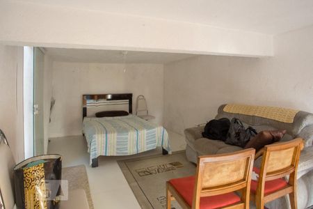 Casa à venda com 80m², 2 quartos e 1 vagamezanino em cima da garagem