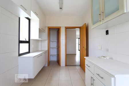Apartamento à venda com 110m², 3 quartos e 2 vagasCozinha
