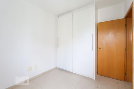 Apartamento à venda com 110m², 3 quartos e 2 vagasQuarto 3