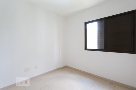 Apartamento à venda com 110m², 3 quartos e 2 vagasQuarto 2