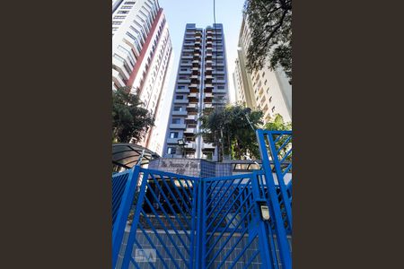 Apartamento para alugar com 72m², 2 quartos e 1 vagaFachada