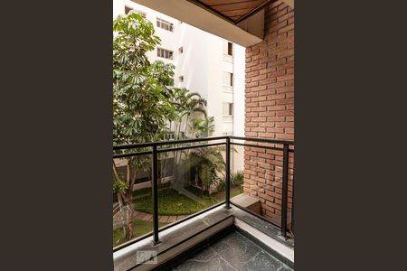 Varanda da Sala de kitnet/studio à venda com 1 quarto, 52m² em Indianópolis, São Paulo