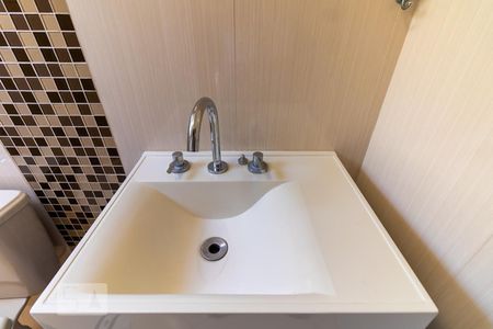 Casa à venda com 165m², 3 quartos e 3 vagasBanheiro