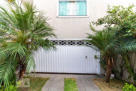 Casa à venda com 165m², 3 quartos e 3 vagasGaragem