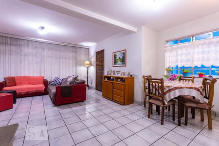 Sala de casa à venda com 6 quartos, 208m² em Vila Alexandria (zona Sul), São Paulo