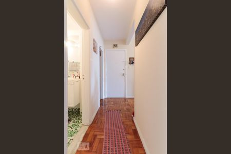 Apartamento à venda com 82m², 2 quartos e sem vagaCorredor