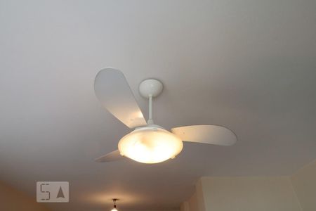 Apartamento à venda com 82m², 2 quartos e sem vagaSala