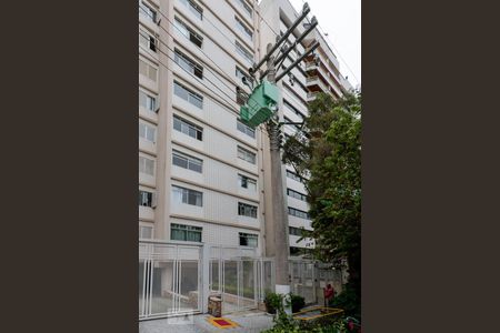 Apartamento à venda com 82m², 2 quartos e sem vagaFachada